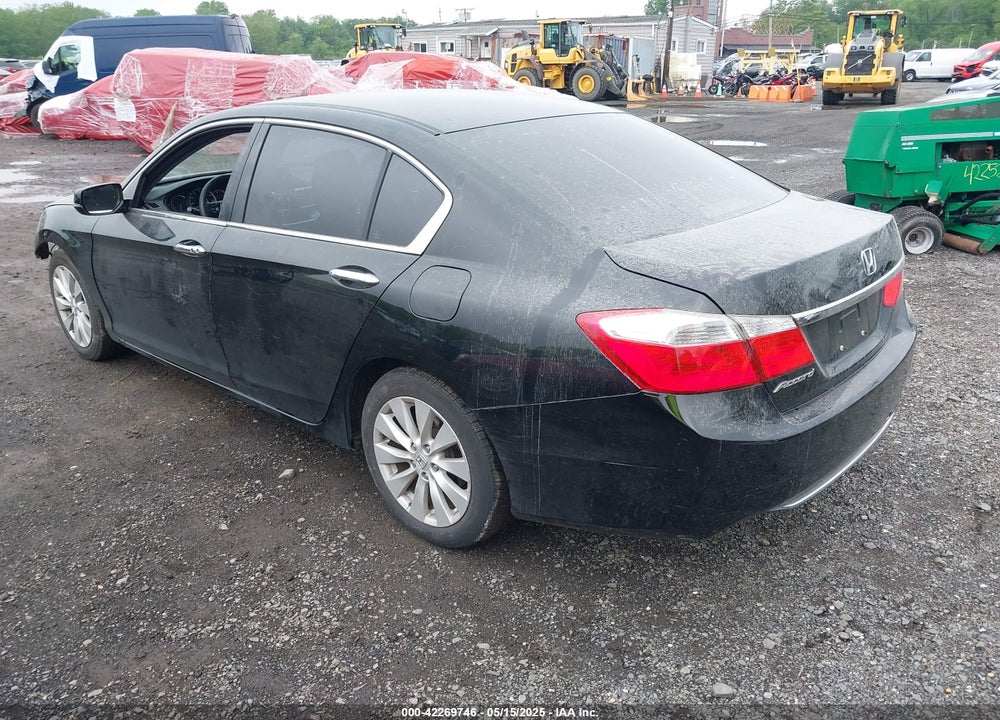 2015 HONDA ACCORD VIN: 1HGCR2F70FA169913