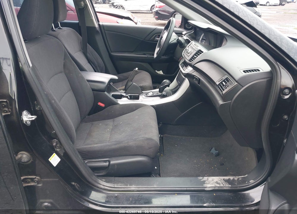 2015 HONDA ACCORD VIN: 1HGCR2F70FA169913