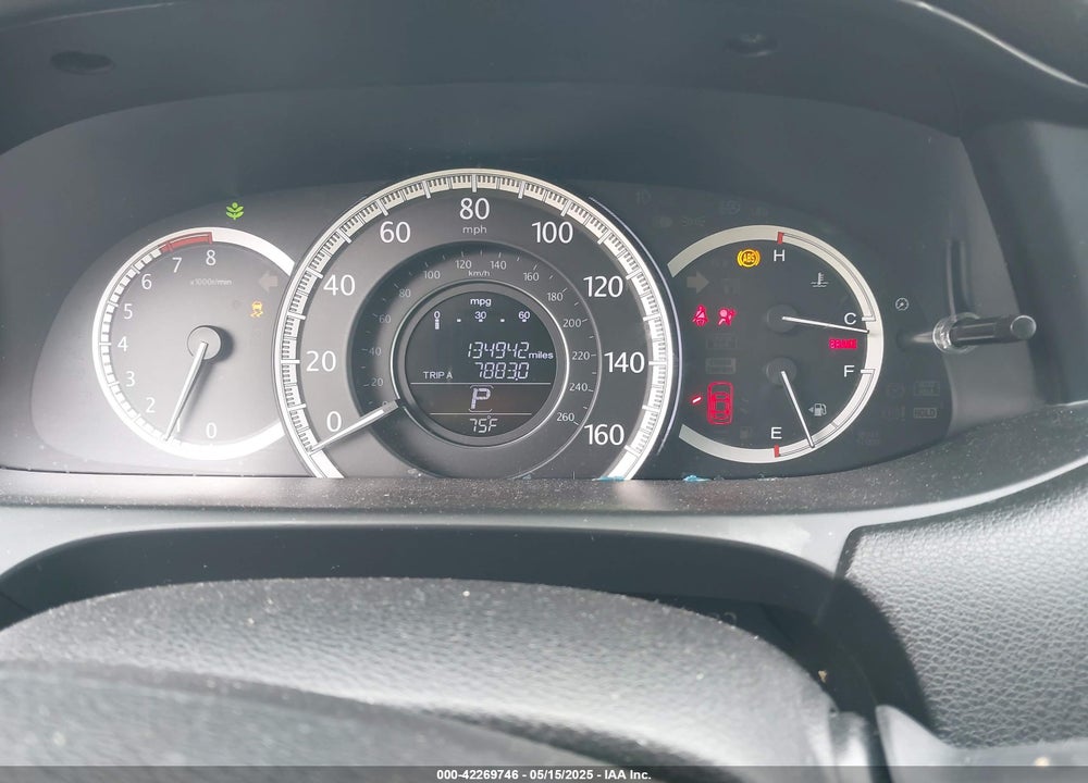 2015 HONDA ACCORD VIN: 1HGCR2F70FA169913