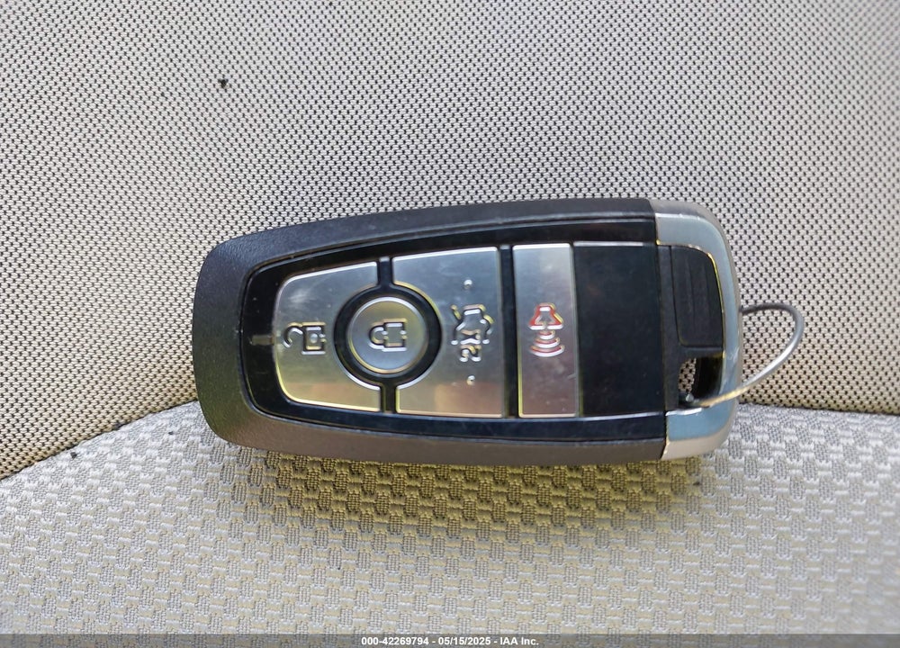 2020 FORD FUSION SE VIN: 3FA6P0HDXLR224898