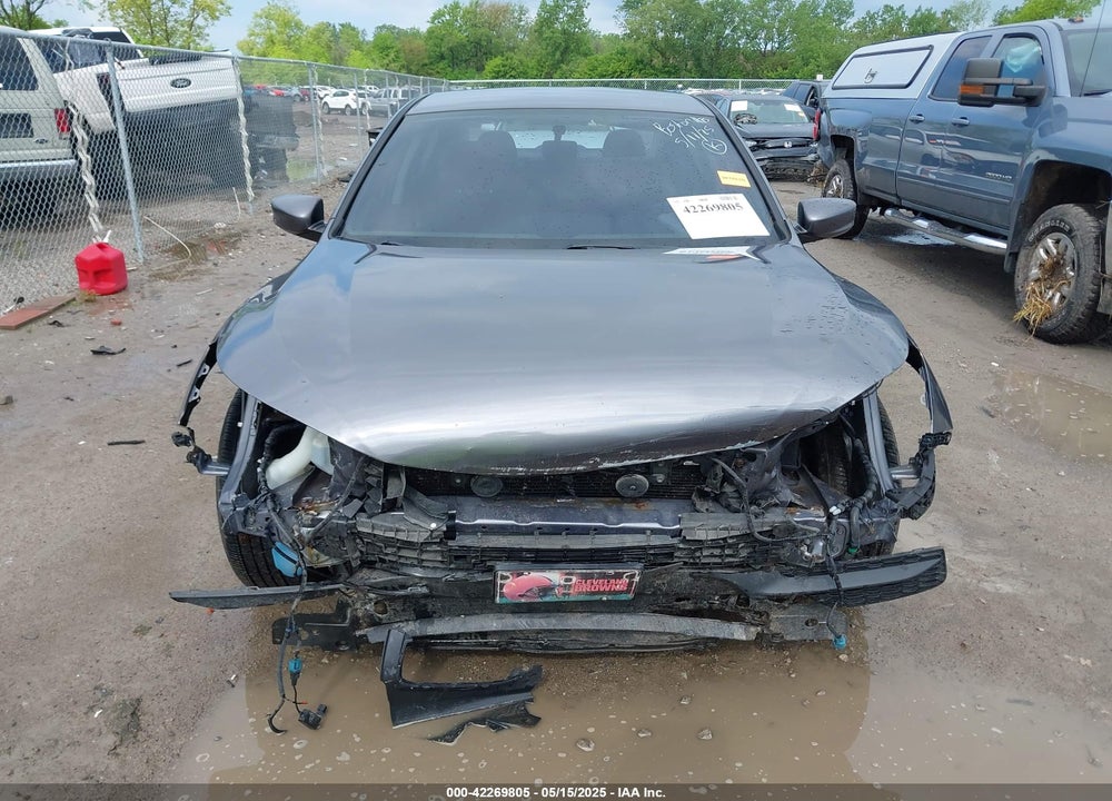 2016 HONDA ACCORD VIN: 1HGCR2F32GA026668