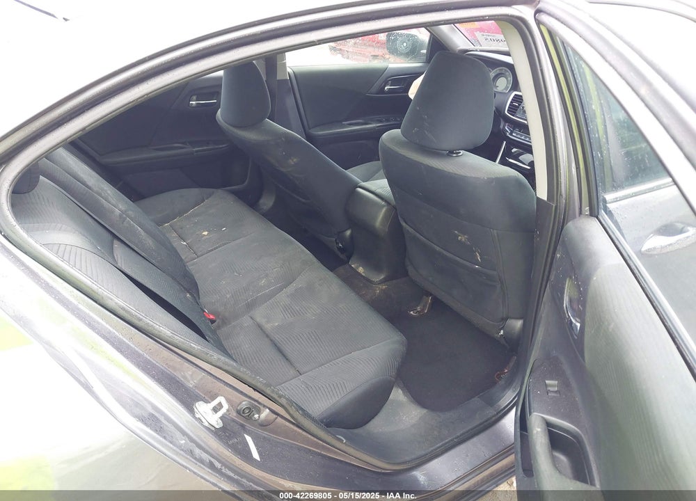 2016 HONDA ACCORD VIN: 1HGCR2F32GA026668