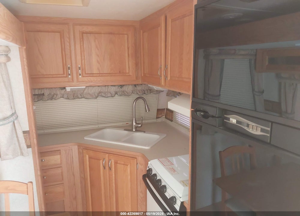 2002 JAYCO EAGLE 312 VIN: 1UJBJ02P721CP0309