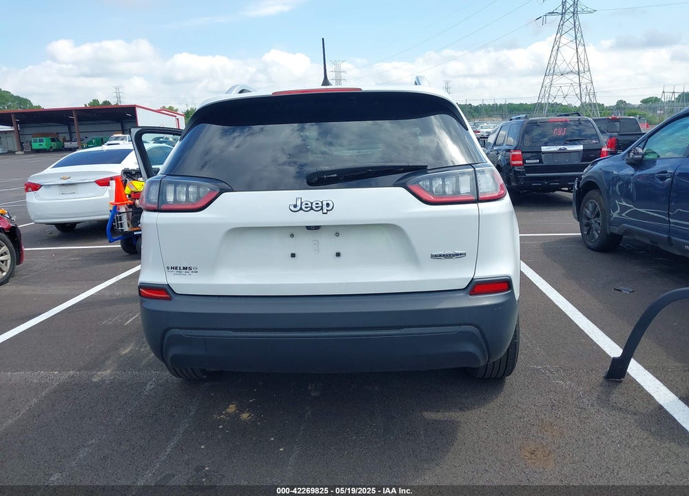 2019 CHEROKEE JEEP  LATITUDE FWD VIN: 1C4PJLCB1KD344703