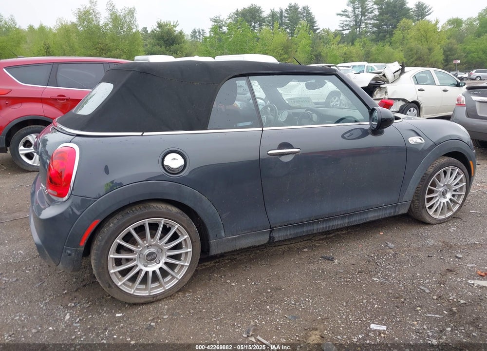 2017 MINI CONVERTIBLE VIN: WMWWG9C39H3D22503