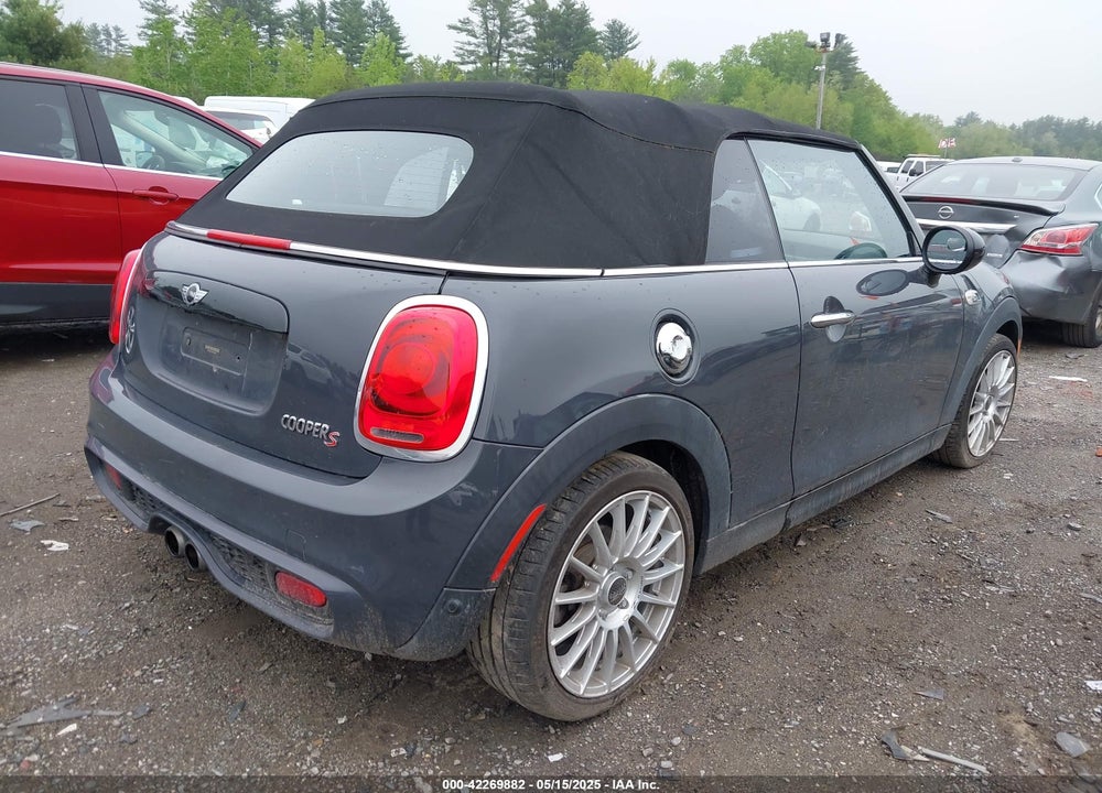 2017 MINI CONVERTIBLE VIN: WMWWG9C39H3D22503