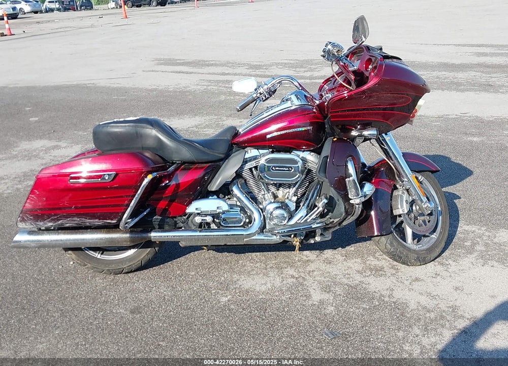 2015 HARLEY-DAVIDSON FLTRUSE CVO ROAD GLIDE VIN: 1HD1TAN13FB963103
