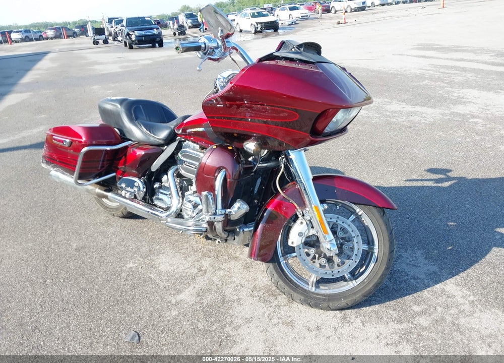 2015 HARLEY-DAVIDSON FLTRUSE CVO ROAD GLIDE VIN: 1HD1TAN13FB963103