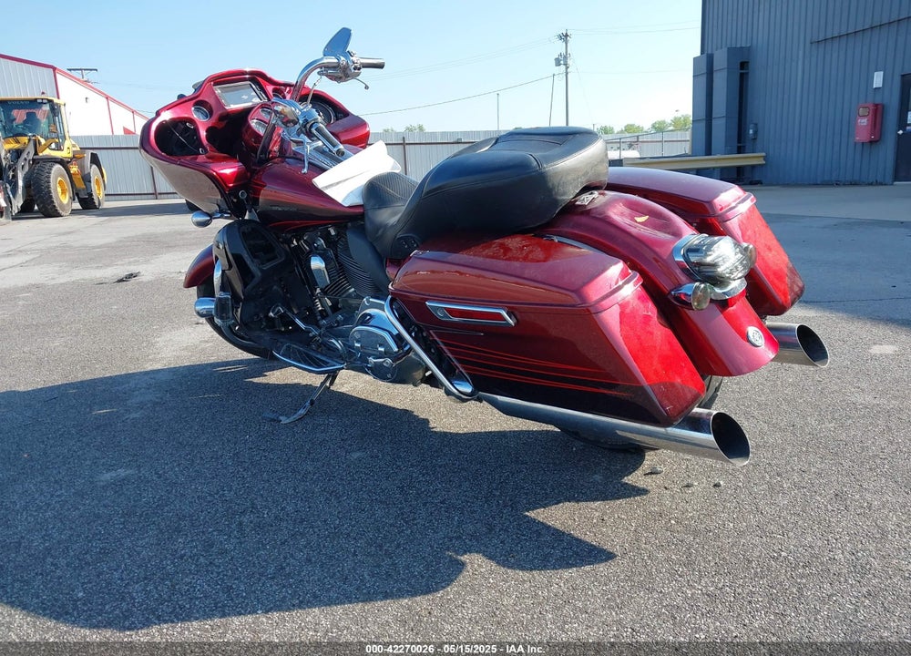 2015 HARLEY-DAVIDSON FLTRUSE CVO ROAD GLIDE VIN: 1HD1TAN13FB963103