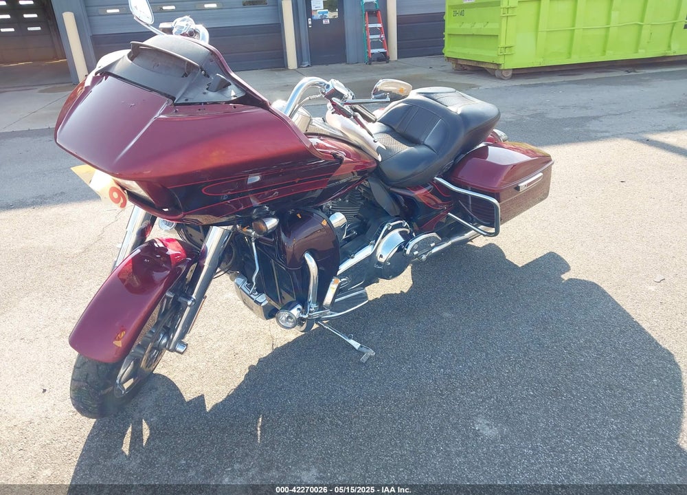 2015 HARLEY-DAVIDSON FLTRUSE CVO ROAD GLIDE VIN: 1HD1TAN13FB963103