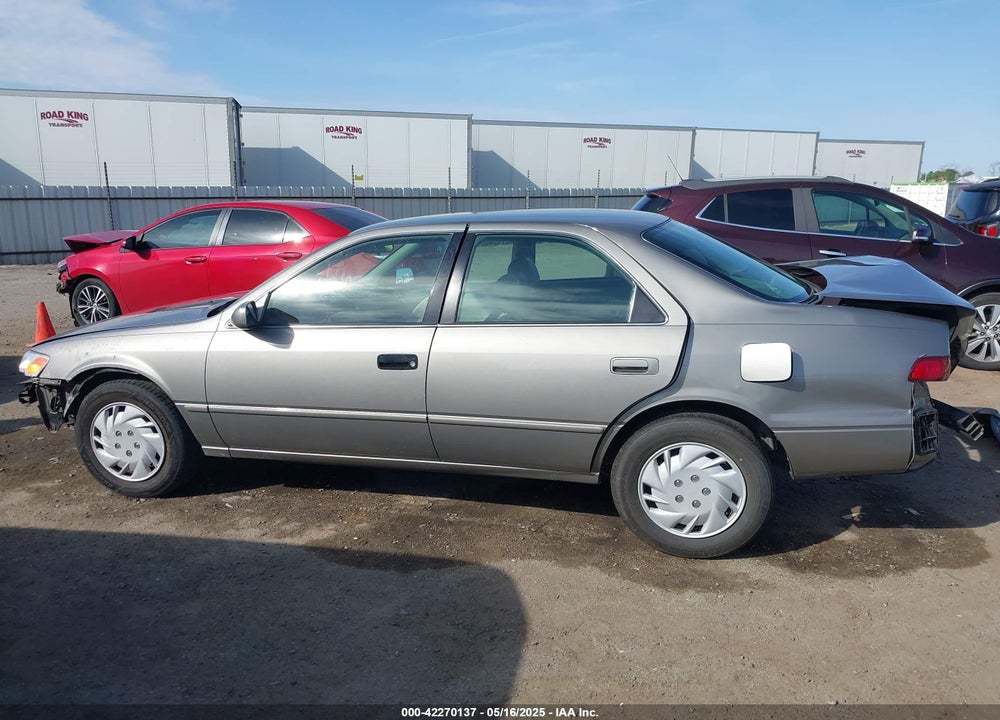 1997 TOYOTA CAMRY LE V6 VIN: 4T1BF22K1VU025776