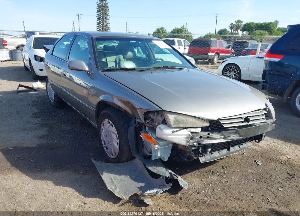 1997 TOYOTA CAMRY LE V6 VIN: 4T1BF22K1VU025776