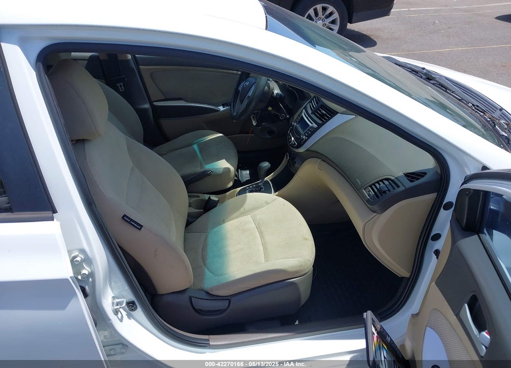 2013 HYUNDAI ACCENT VIN: KMHCT4AE8DU537750