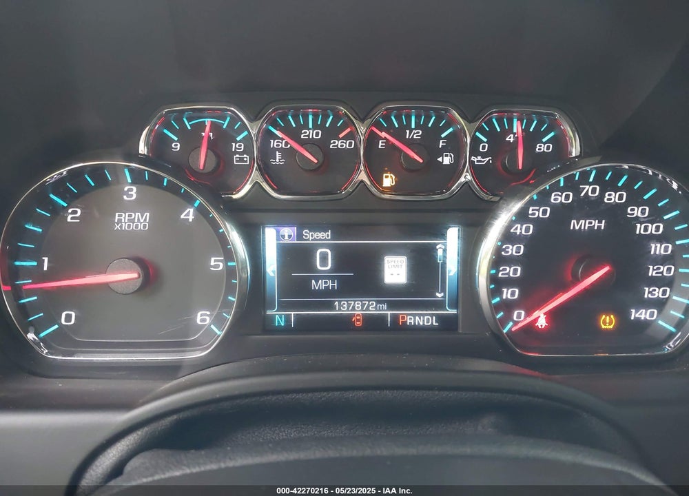 2019 CHEVROLET SUBURBAN VIN: 1GNSCHKC4KR193880