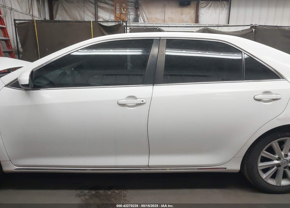 2014 TOYOTA CAMRY HYBRID VIN: 4T1BD1FK8EU114142
