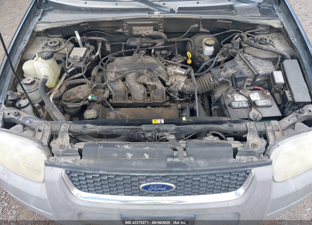 2001 FORD ESCAPE XLT VIN: 1FMCU041X1KA93910