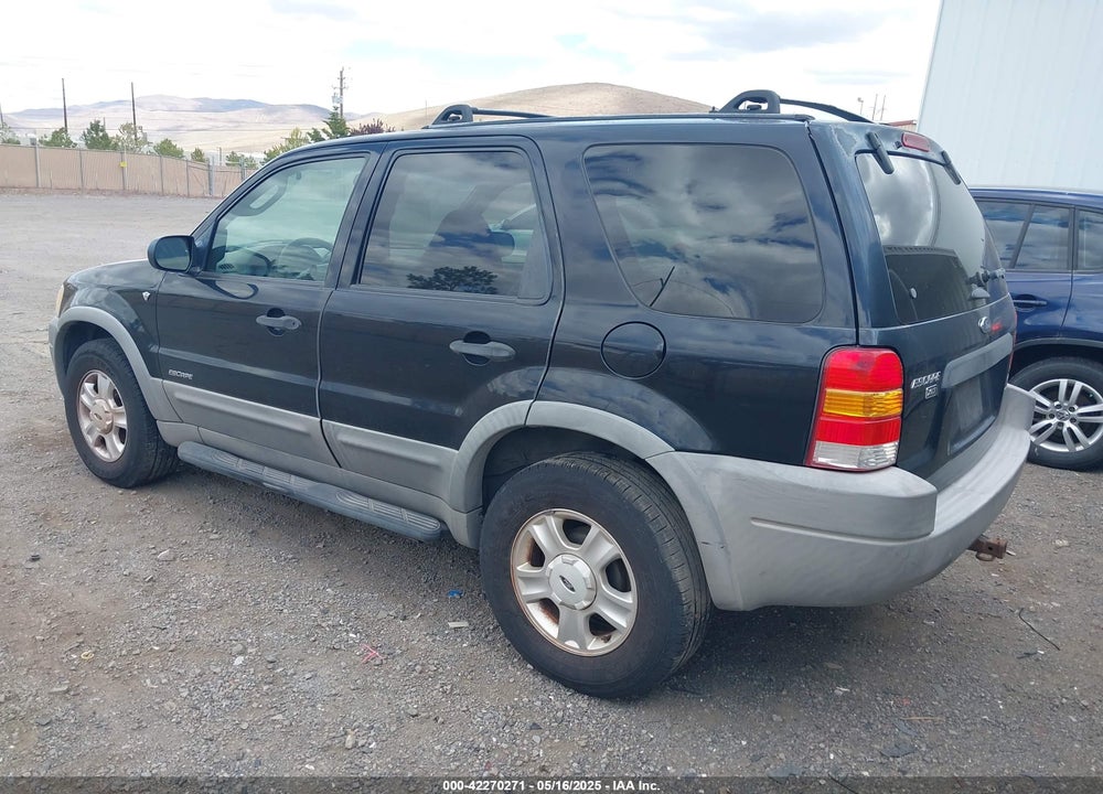 2001 FORD ESCAPE XLT VIN: 1FMCU041X1KA93910