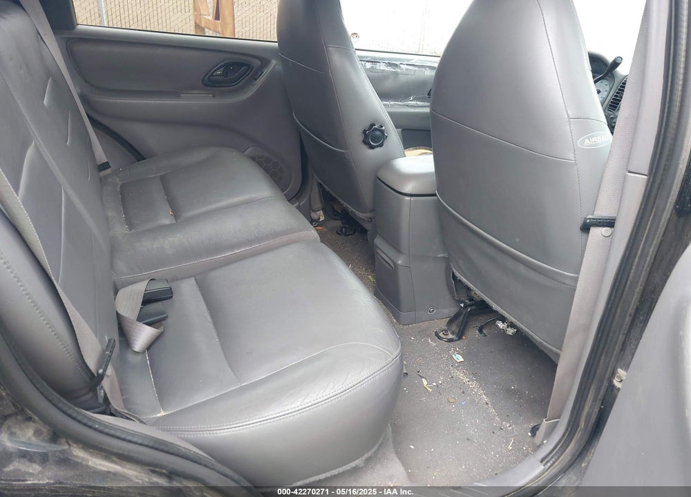 2001 FORD ESCAPE XLT VIN: 1FMCU041X1KA93910