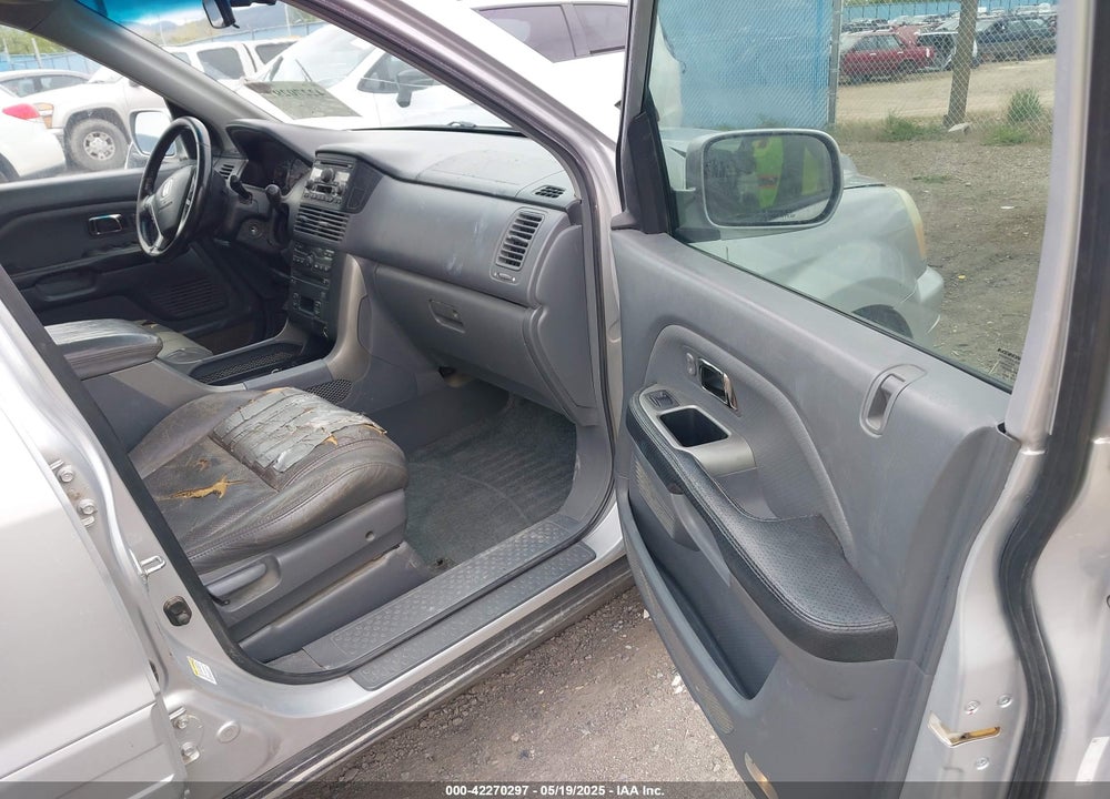2004 HONDA PILOT EX-L VIN: 2HKYF18654H517416