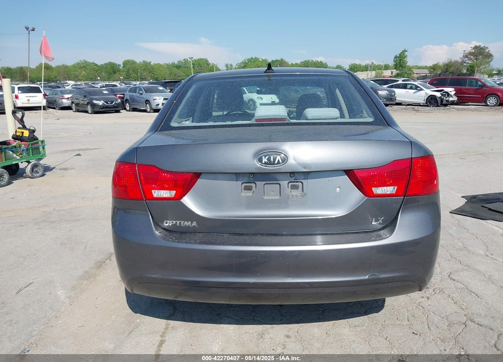 2009 KIA OPTIMA VIN: KNAGE228195295914