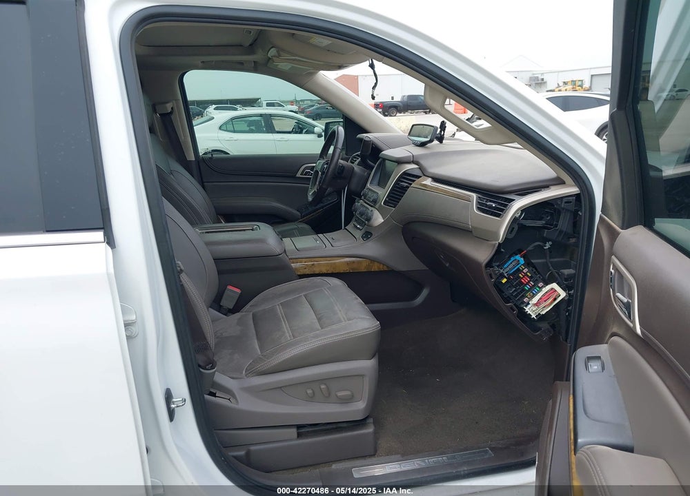 2017 GMC YUKON DENALI VIN: 1GKS1CKJ7HR347348
