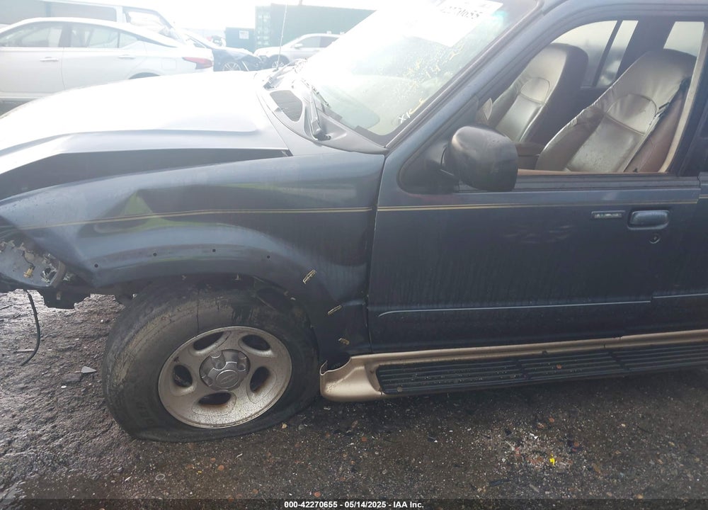 2000 FORD EXPLORER EDDIE BAUER VIN: 1FMZU64E5YUB81536