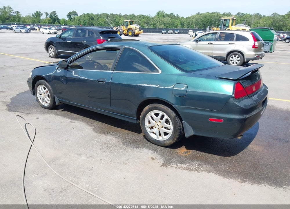 2001 HONDA ACCORD 3.0 EX VIN: 1HGCG22521A019823