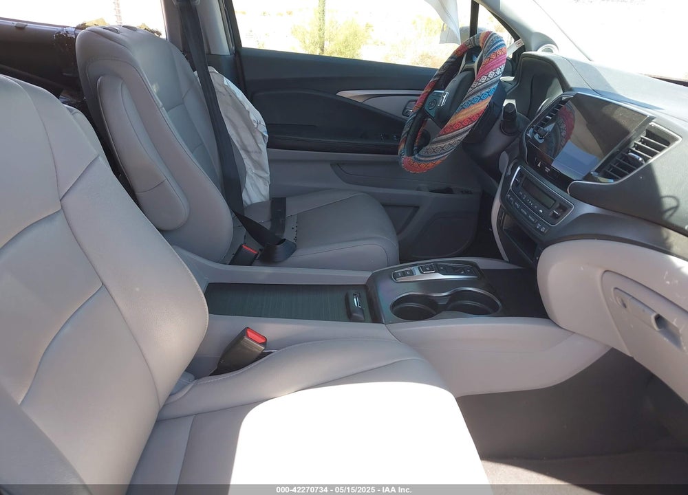 2022 HONDA PILOT VIN: 5FNYF6H50NB020536