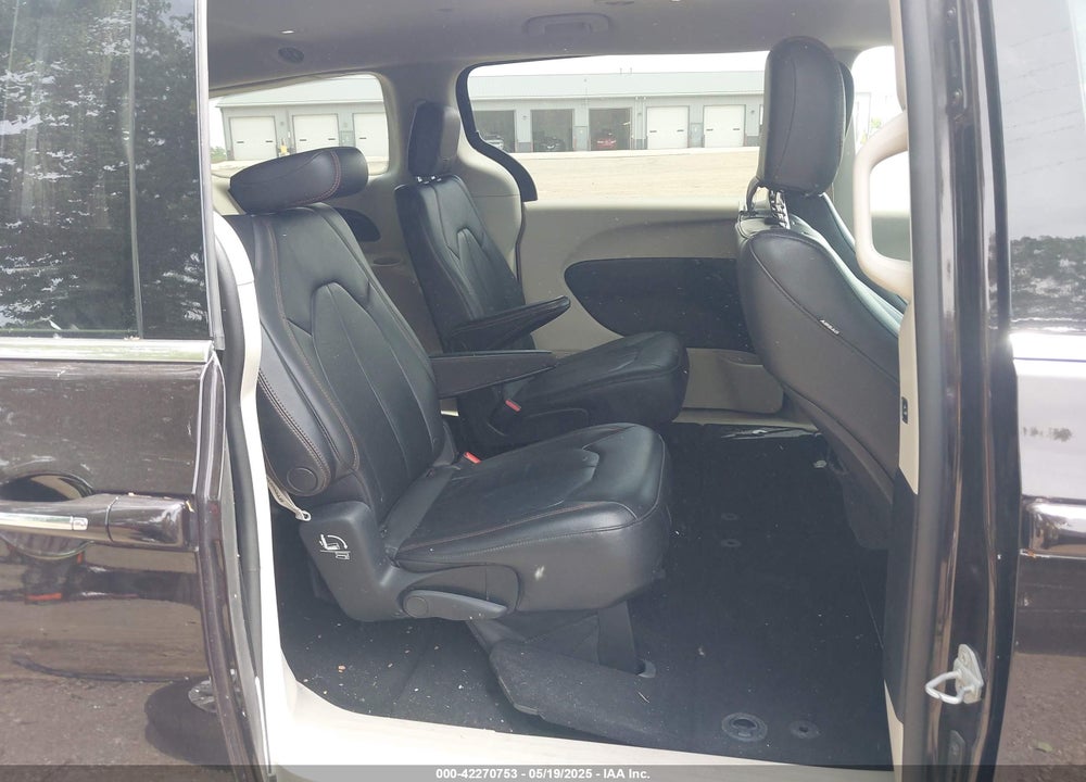 2017 CHRYSLER PACIFICA VIN: 2C4RC1BG4HR525661