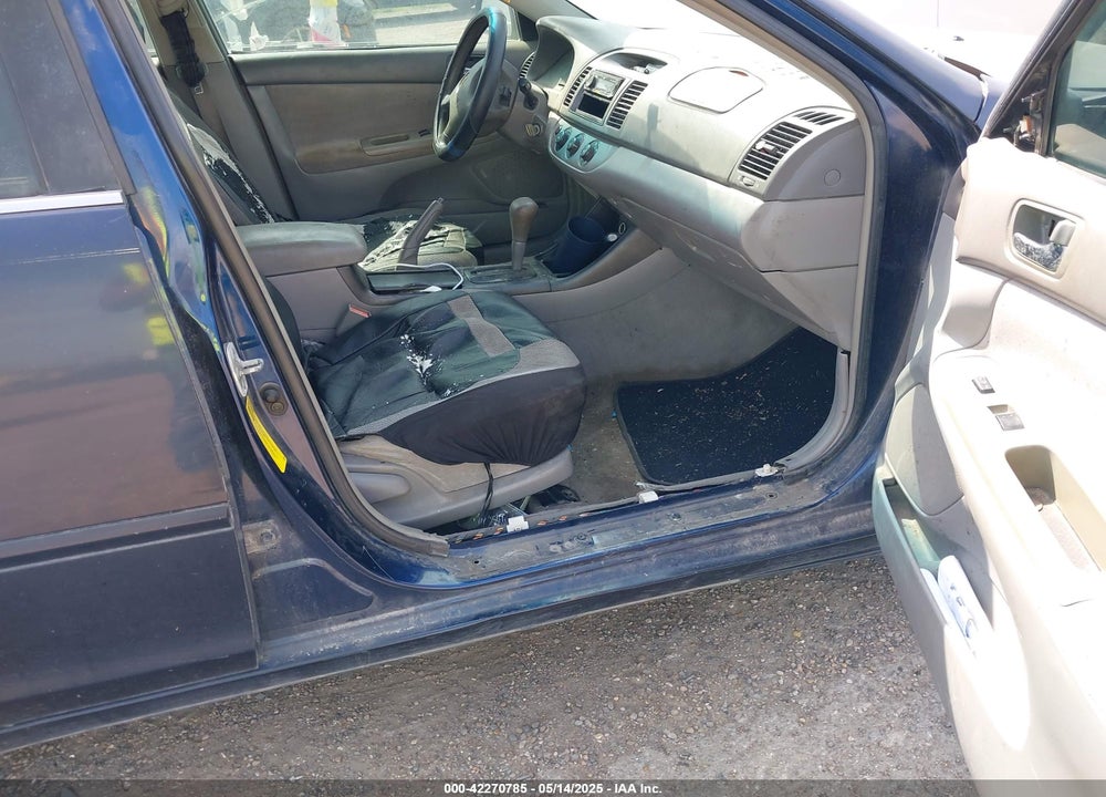 2002 TOYOTA CAMRY LE VIN: 4T1BE30K82U553189
