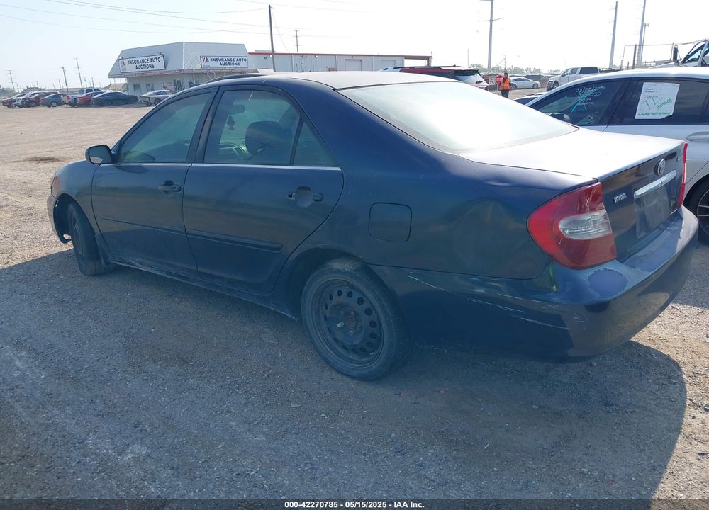 2002 TOYOTA CAMRY LE VIN: 4T1BE30K82U553189