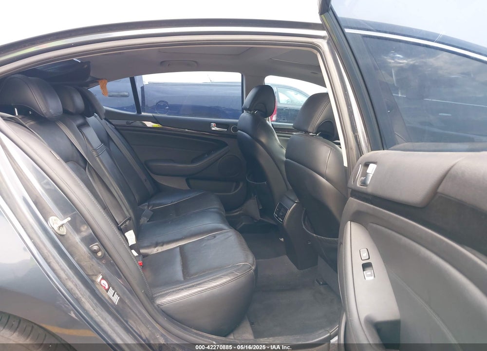 2014 KIA CADENZA VIN: KNALN4D78E5123226