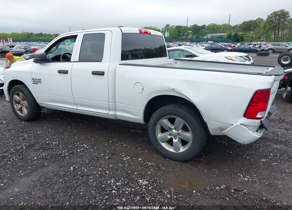 2019 RAM 1500 CLASSIC EXPRESS  4X4 6'4" BOX VIN: 1C6RR7FG5KS636714