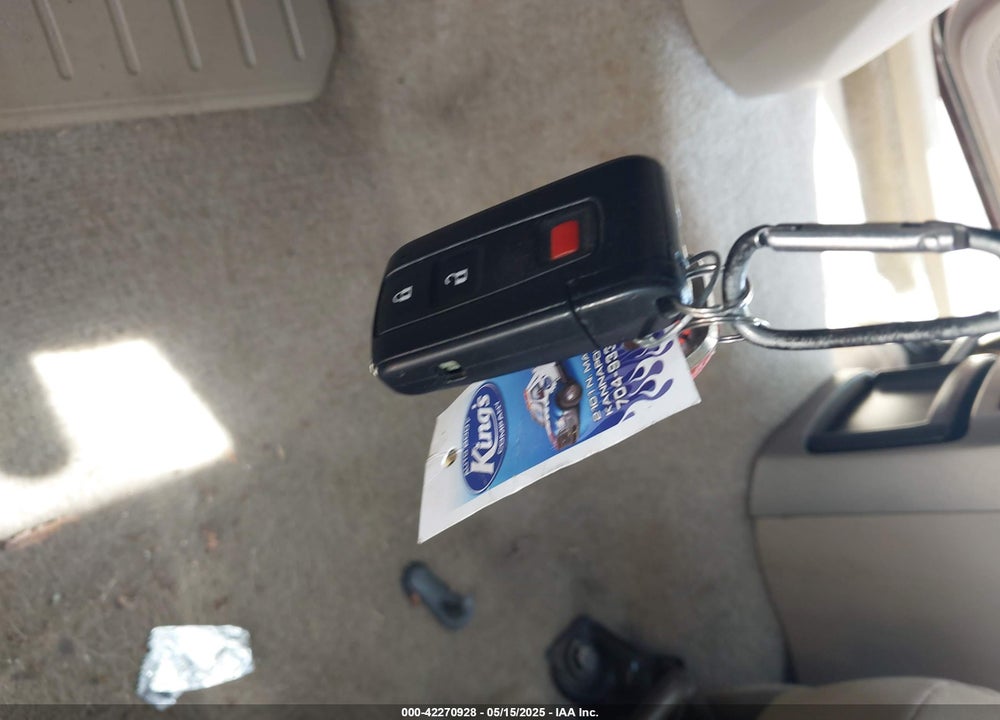 2005 TOYOTA PRIUS VIN: JTDKB20U153110322