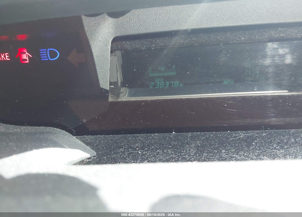 2005 TOYOTA PRIUS VIN: JTDKB20U153110322