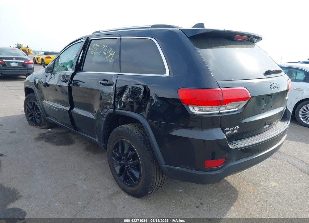 2018 JEEP GRAND CHEROKEE VIN: 1C4RJFAG5JC487893