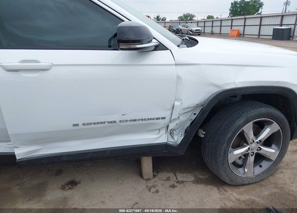2021 JEEP GRAND CHEROKEE L LIMITED 4X4 VIN: 1C4RJKBG5M8186488