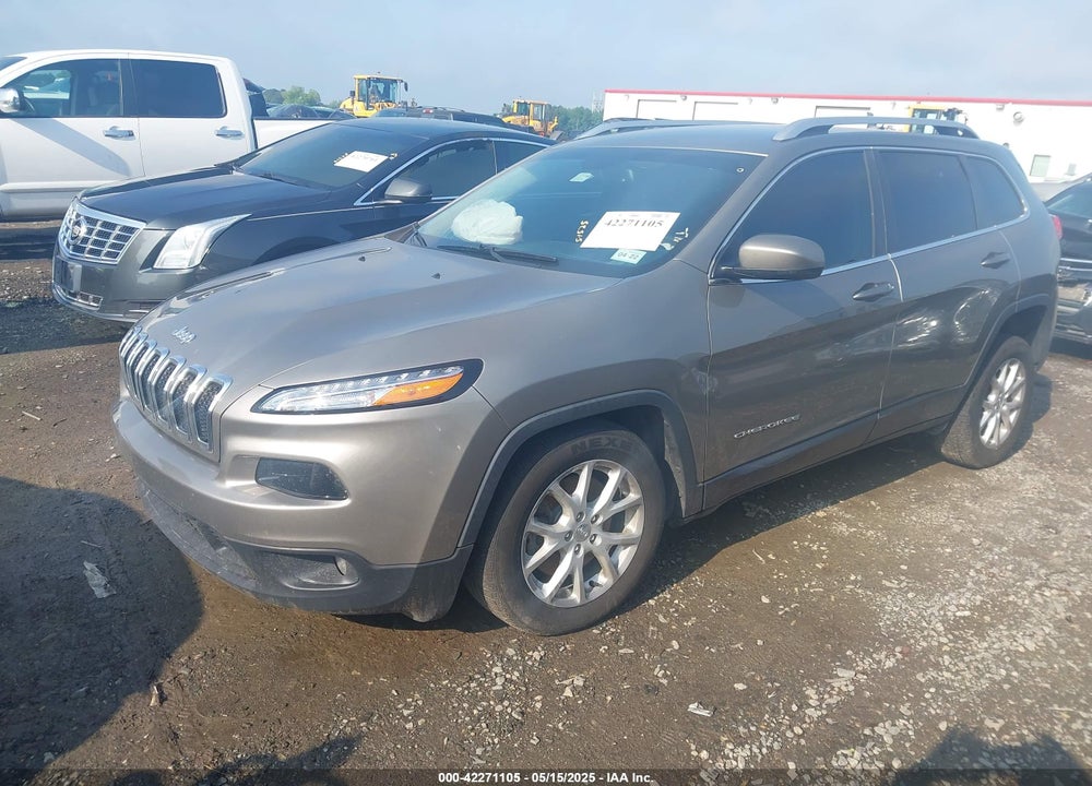 2016 JEEP CHEROKEE VIN: 1C4PJLCB2GW273586