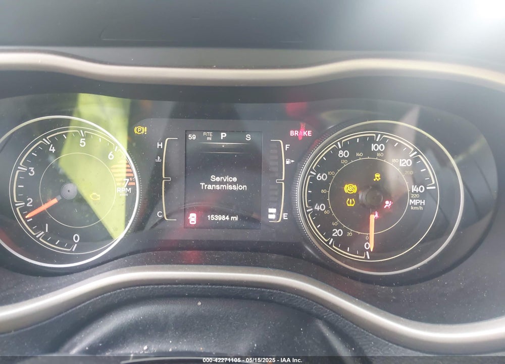 2016 JEEP CHEROKEE VIN: 1C4PJLCB2GW273586