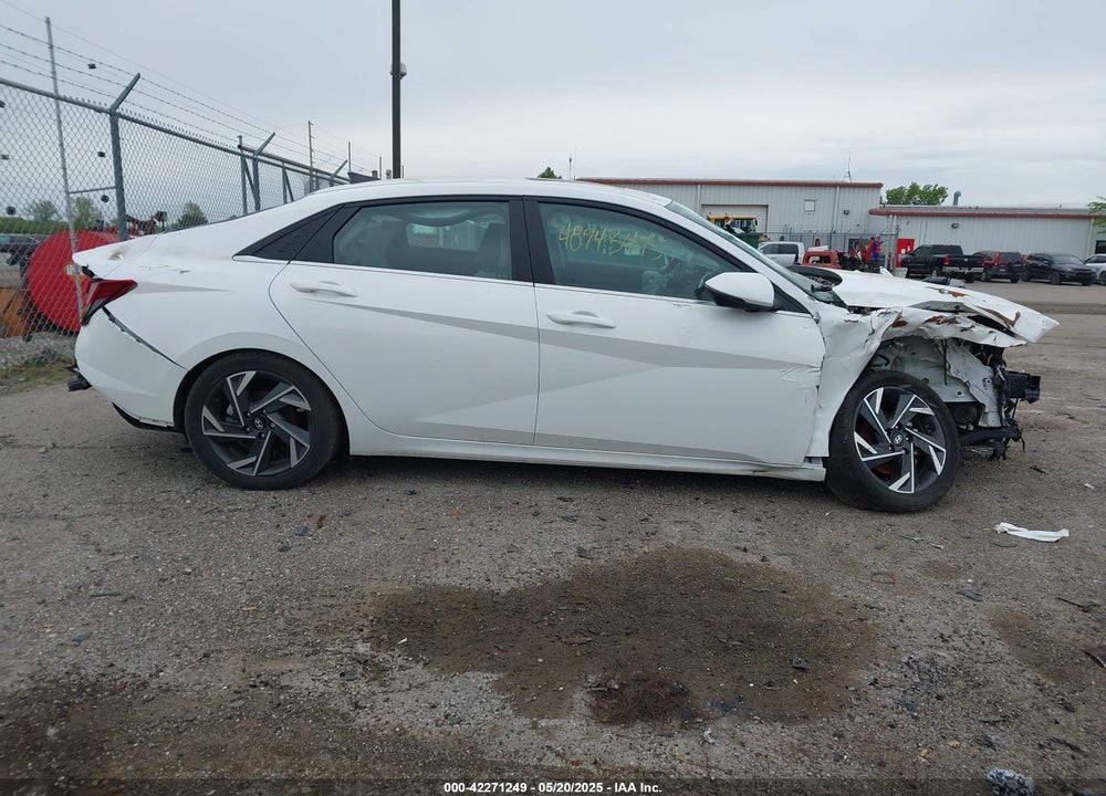 2024 HYUNDAI ELANTRA VIN: KMHLP4DGXRU664363