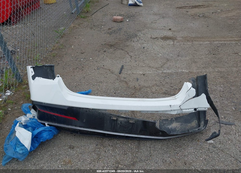 2024 HYUNDAI ELANTRA VIN: KMHLP4DGXRU664363