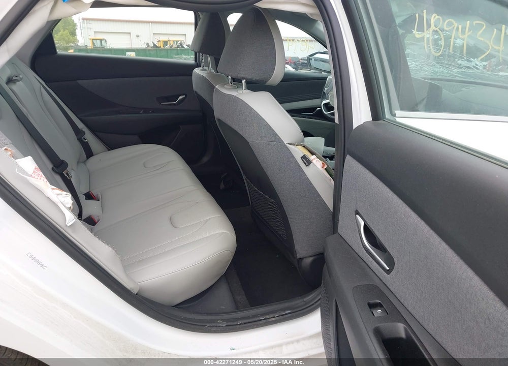 2024 HYUNDAI ELANTRA VIN: KMHLP4DGXRU664363