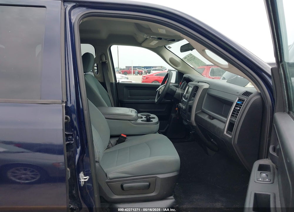 2019 RAM 1500 CLASSIC VIN: 1C6RR7KT0KS532487