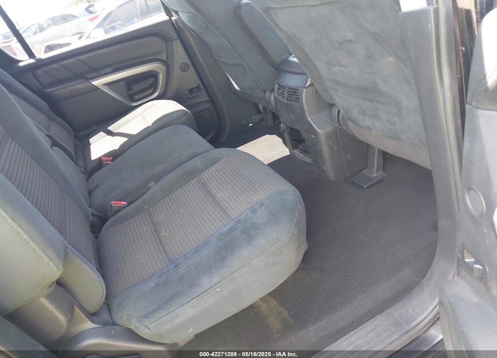 2015 NISSAN ARMADA SV VIN: 5N1BA0NC8FN622975
