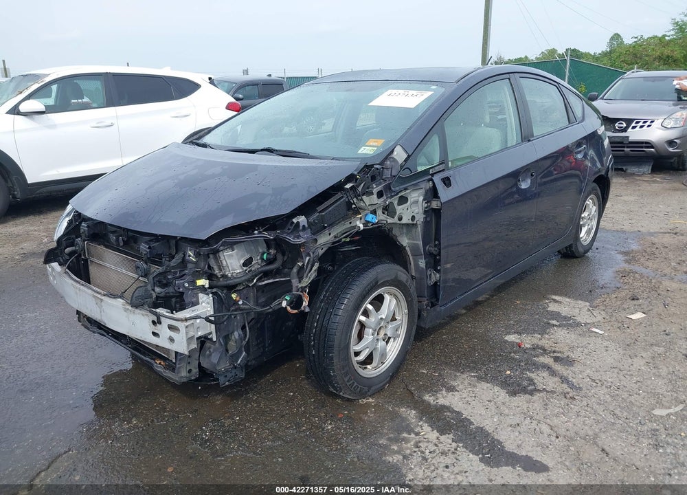 2011 TOYOTA PRIUS TWO VIN: JTDKN3DUXB0282000