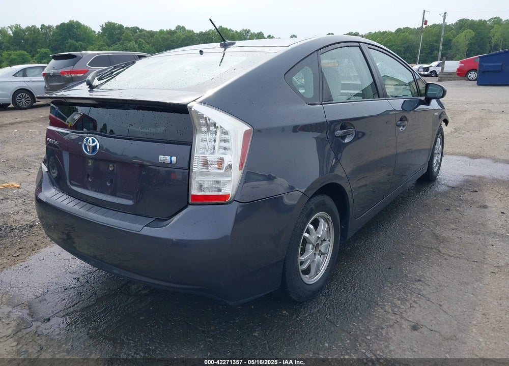 2011 TOYOTA PRIUS TWO VIN: JTDKN3DUXB0282000