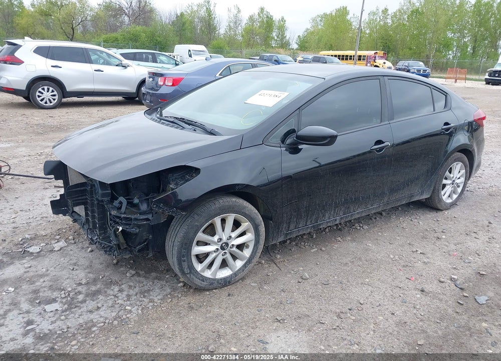 2017 KIA FORTE VIN: 3KPFL4A76HE008644