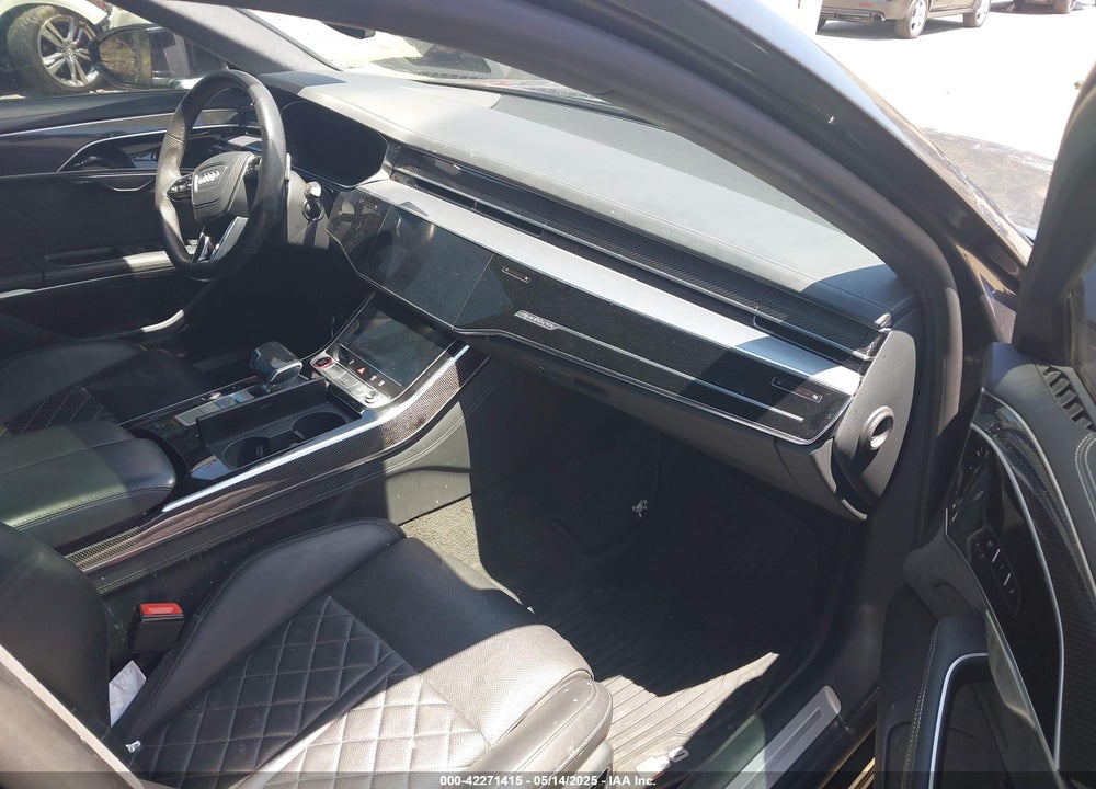 2023 AUDI S8 VIN: WAULSBF88PN002413