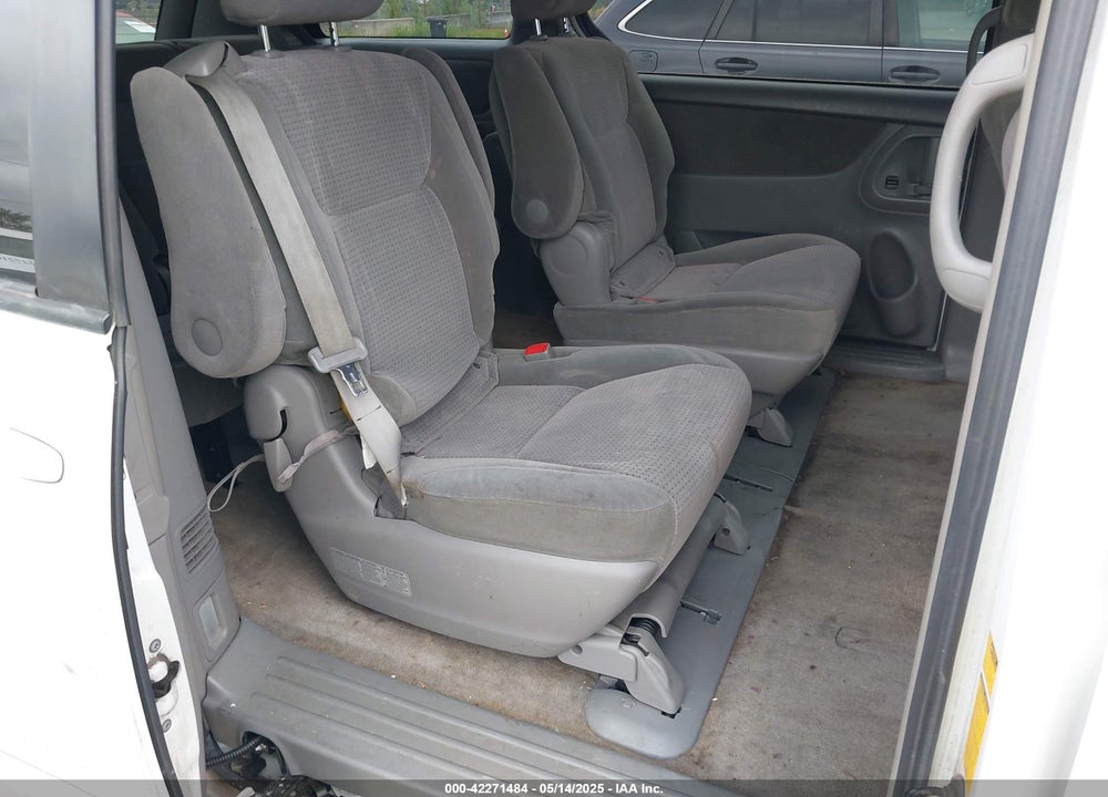 2006 TOYOTA SIENNA VIN: 5TDZA23C36S430004