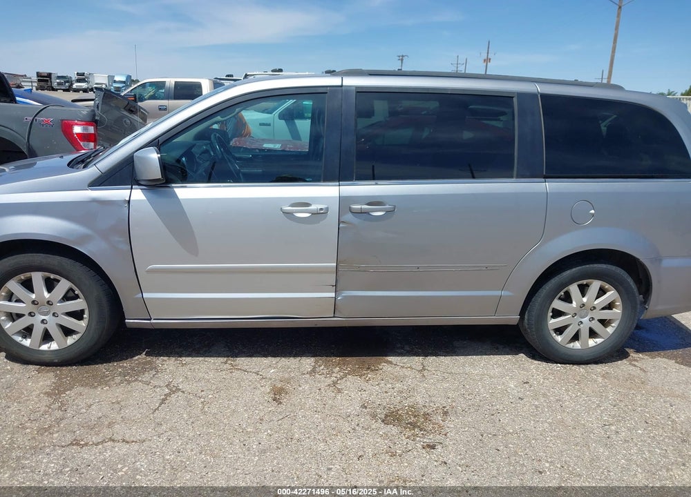 2016 CHRYSLER TOWN & COUNTRY VIN: 2C4RC1BGXGR280685
